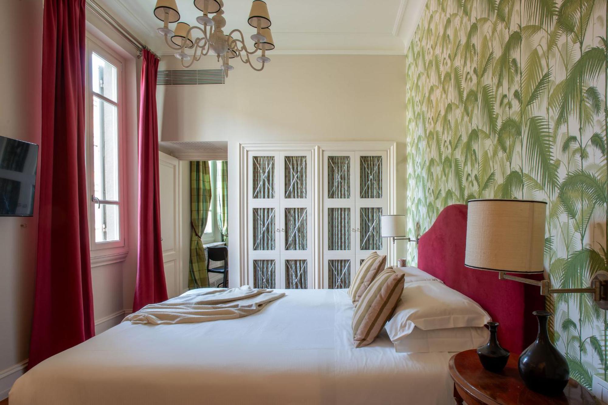 Serristori Palace Aparthotel 2*