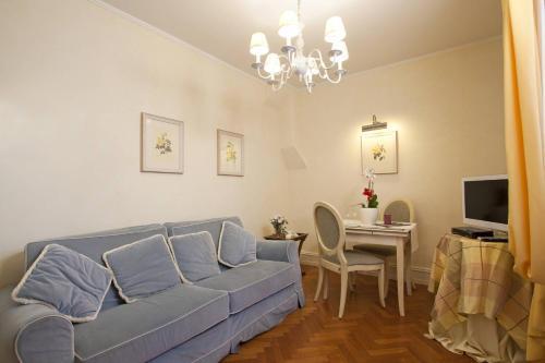 Serristori Palace Apartahotel 2*